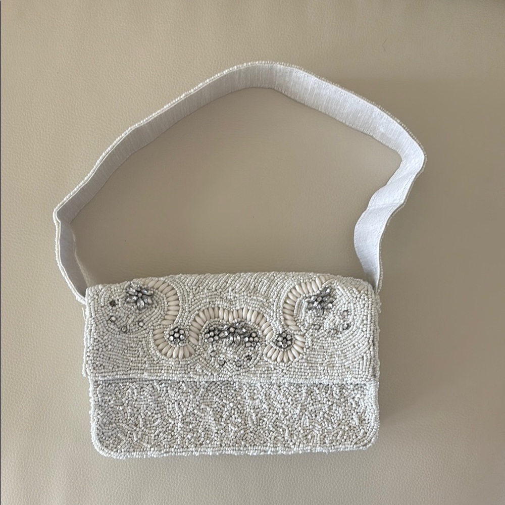 NEVER WORN ❤️ Elegant White Beaded Women's Bag